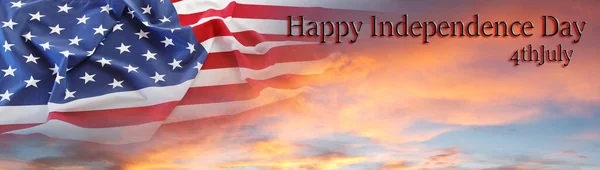 Americká Vlajka Obloze Šťastný Den Nezávislosti — Stock fotografie