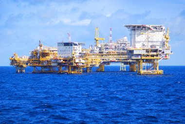 offshore petrol sondaj platformu