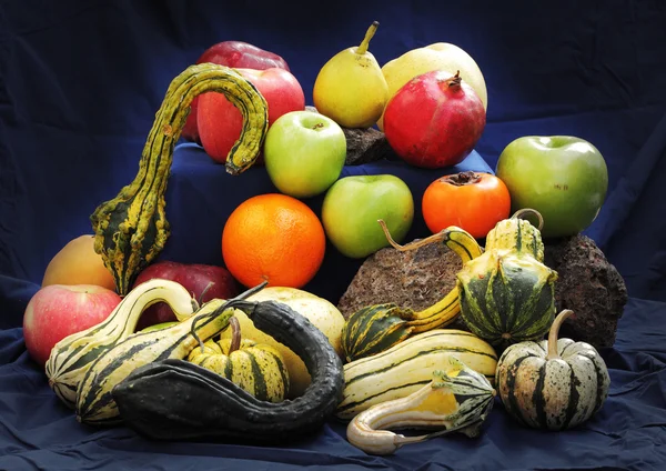 Mixed fruits — Stock Photo, Image