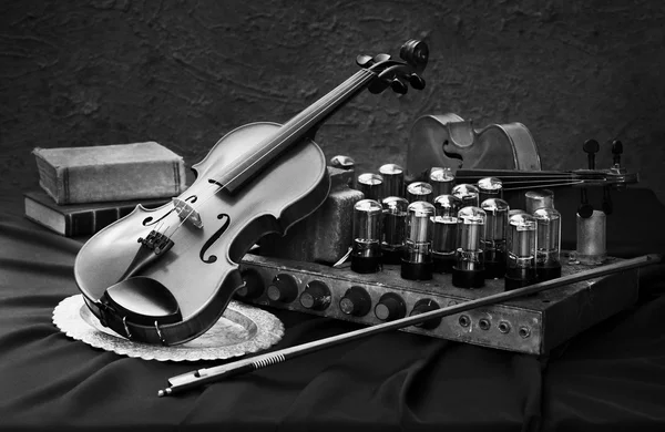 Клапан трубки скрипка — стокове фото