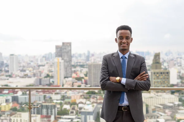 Retrato Del Joven Empresario Africano Guapo Con Traje Corbata —  Fotos de Stock
