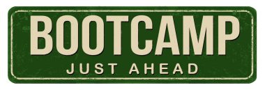 Beyaz arka planda Bootcamp vintage metal tabelası, vektör çizimi