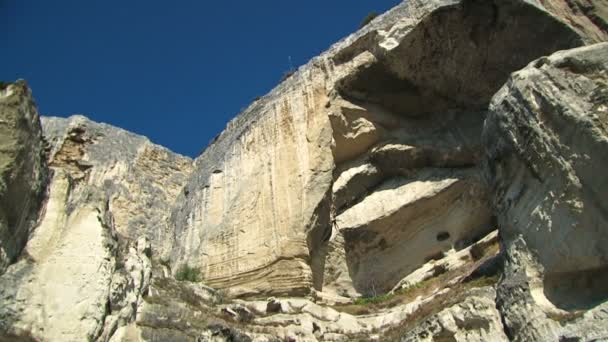 Seilspringen an einem sonnigen Tag — Stockvideo