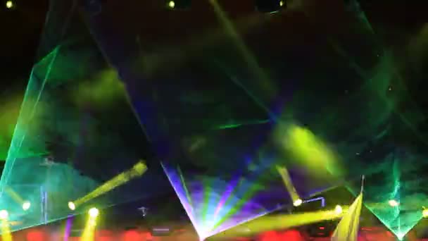 Fase verlicht met lasers — Stockvideo