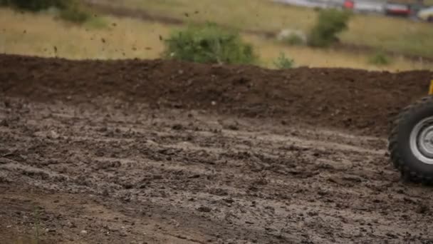 Simferopol, ukraine - juli 2: mini buggies nehmen am ersten cup der Krim "prohvat derby" (extreme auto derby) teil, juli 2, 2010, simferopol, crimea, ukraine. — Stockvideo