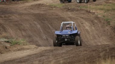Simferopol, Ukrayna - 2 Temmuz: vintage arabalar katılmak Kırım 