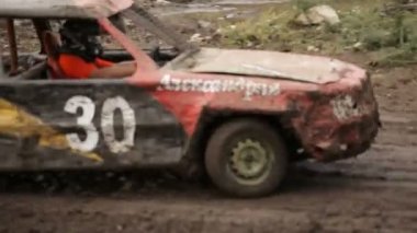 Simferopol, Ukrayna - 2 Temmuz: vintage arabalar katılmak Kırım 