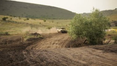 Simferopol, Ukrayna - 2 Temmuz: vintage arabalar katılmak Kırım 