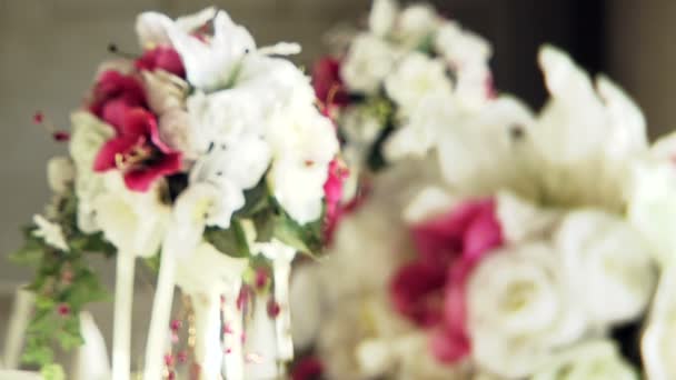 Bouquet su un tavolo — Video Stock