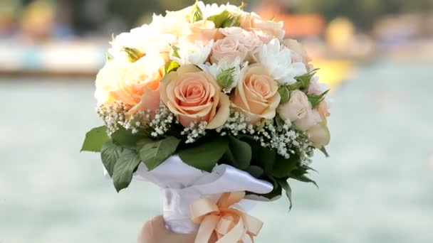 Bride's bouquet — Stock Video