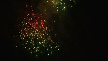 Dört Temmuz tarihinde sky tutuşabilme güzel havai fişek.