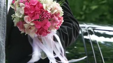 Gelin ve Damat Düğün buketi dönüş kadar holding.