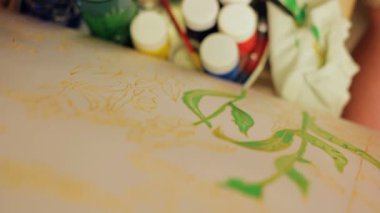 batik boyama oluşturma kişi.