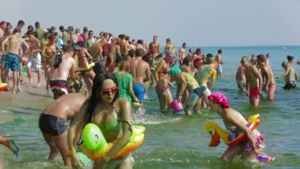 Festivalu kazantip. letní zábava na kazantip. — Stock video