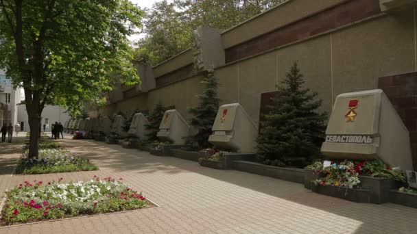 Monumento a soldados soviéticos — Vídeo de Stock