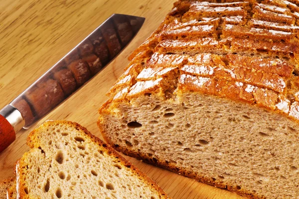 Fette di pane di pane scuro — Foto Stock