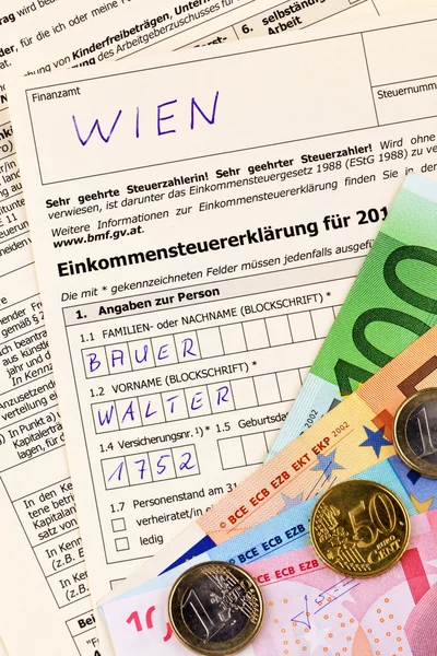 Österreichische Einkommensteuererklärung — Stockfoto