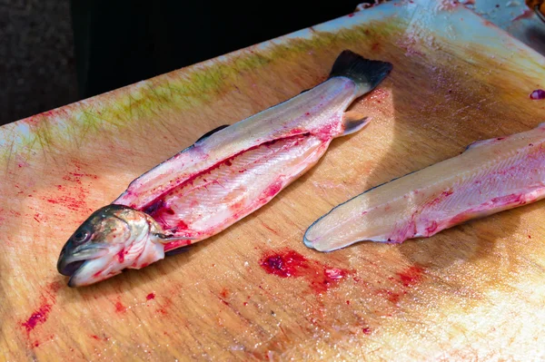 Pescado en la lonja —  Fotos de Stock