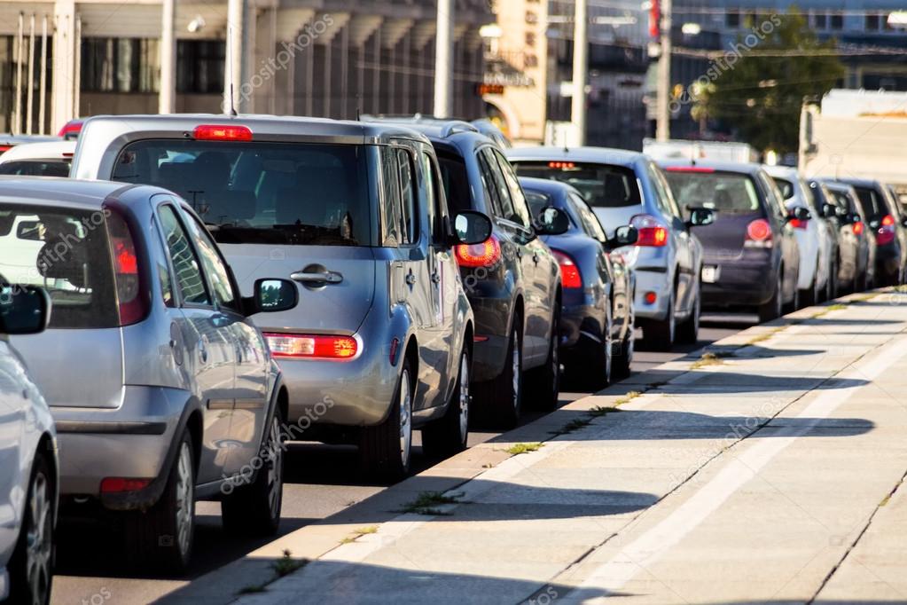 atasco de tráfico en la ciudad 2024