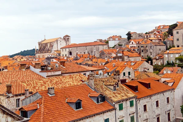 クロアチア、ドブロブニク、屋根 — ストック写真