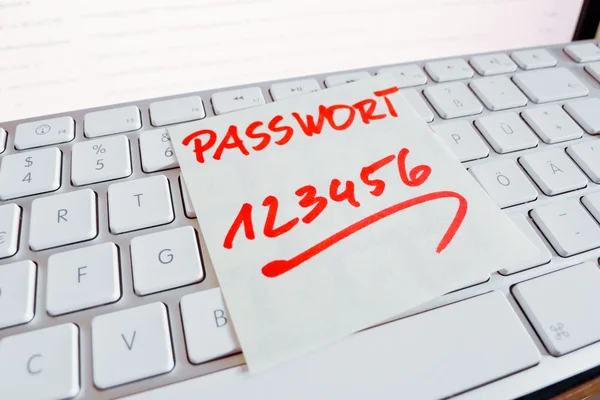 Note on computer keyboard: password 123456 — Stock Photo, Image