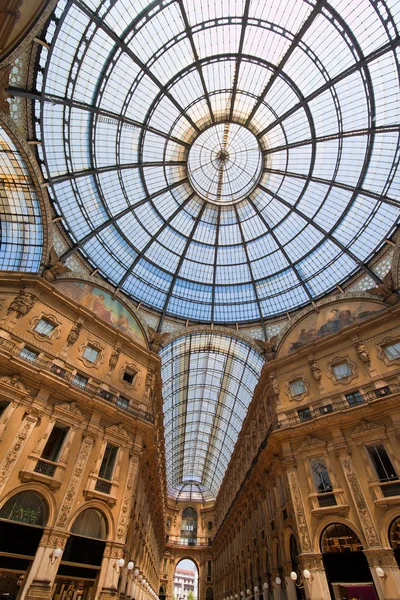 Galleria Vittorio Emanuele в Мілані, Італія — стокове фото