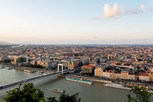 Magyarország, budapest, utca-és városrészlet — Stock Fotó