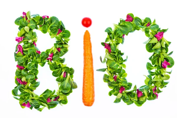 A palavra bio de salada e legumes — Fotografia de Stock
