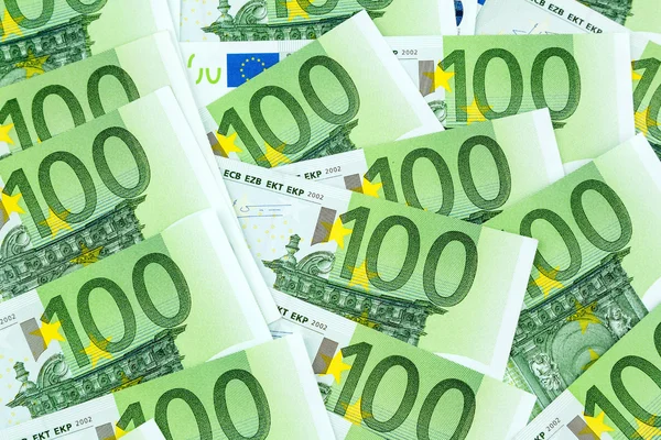 Cien billetes en euros — Foto de Stock