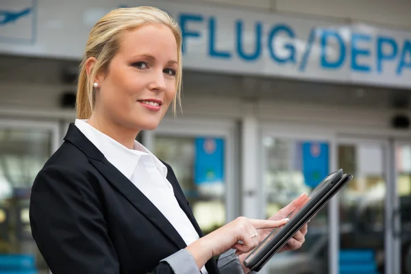 Woman with tablet computer — Stock Photo, Image