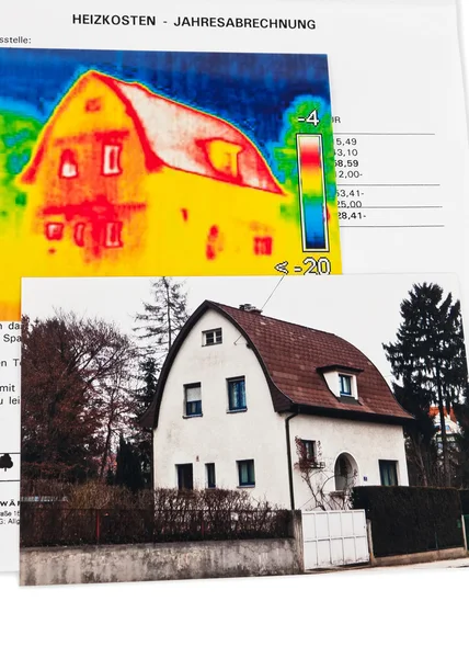 Save energy. house with thermal imaging camera — Stock Photo, Image
