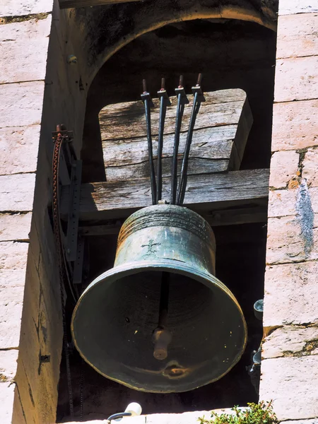 Bell em uma torre velha — Fotografia de Stock