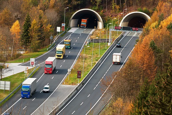 Автомагістраль TAUERN в Зальцбурзі — стокове фото