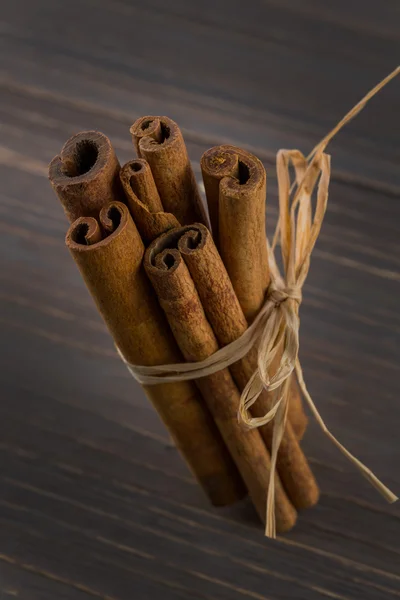 Cinnamon sticks — Stock Photo, Image