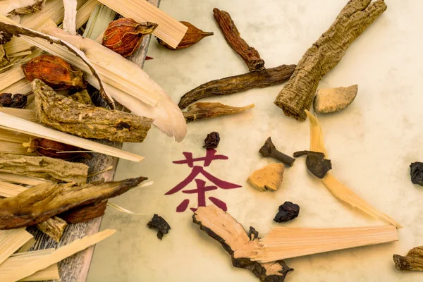 Thee voor traditionele chinese geneeskunde — Stockfoto