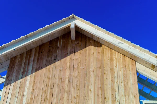 Construção de telhado de madeira — Fotografia de Stock