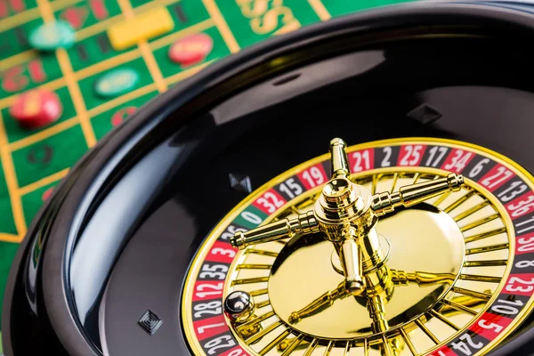 Roulette gambling in the casino — Stock Photo, Image