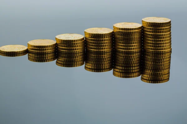 Stacked coins, upward trend — Stock Photo, Image