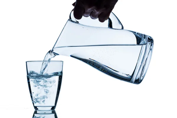 Ποτήρι με νερό και κανάτα — Φωτογραφία Αρχείου