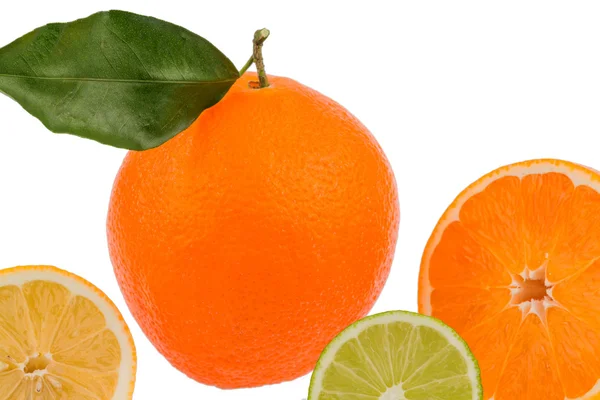 Reflection of an orange — Stock Photo, Image