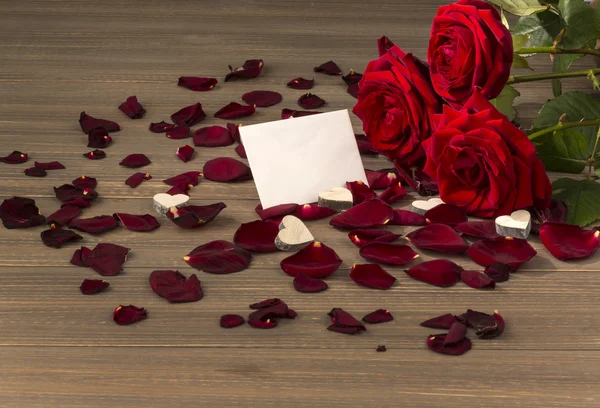 वेलेंटाइन और मातृ दिवस के लिए गुलाब — स्टॉक फ़ोटो, इमेज