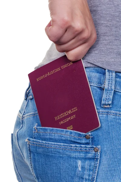 Mano de una mujer con pasaporte — Foto de Stock