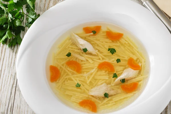 Sup mie ayam. — Stok Foto