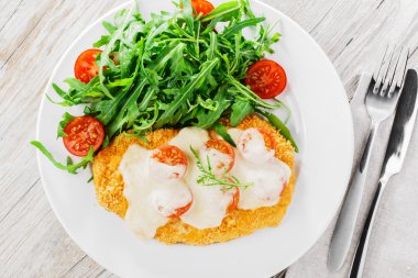 fırında tavuk mozzarella ve domates fileto