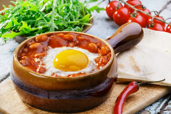 Baked eggs with beans for Mexican — Stock Photo, Image