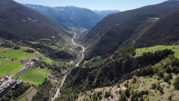 Luchtfoto Top View Town Andorra Vella Mountains Funicamp Encamp Catalonië — Stockvideo
