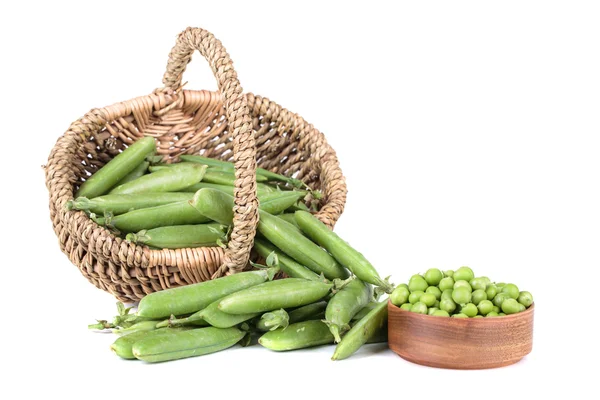 Peas in a basket — Stock Photo, Image