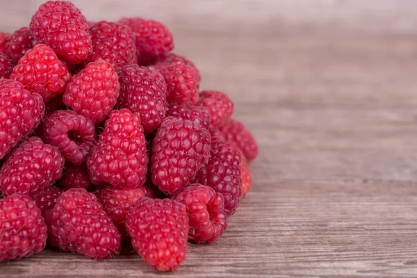 Rijpe frambozen — Stockfoto