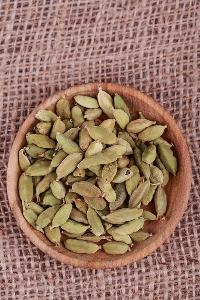 Green cardamom — Stock Photo, Image