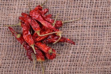 Çadır bezi üzerine biber